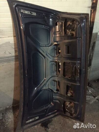 Крышка багажника на Volvo 960