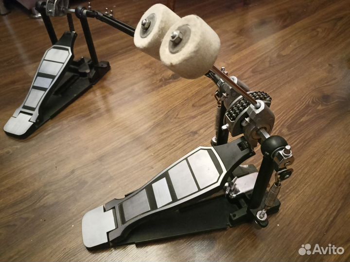 Электронная ударная установка Alesis Forge Kit