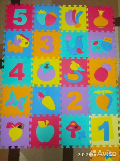 Детский коврик-пазл бу