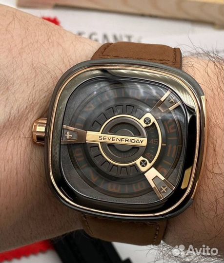 Мужские часы sevenfriday