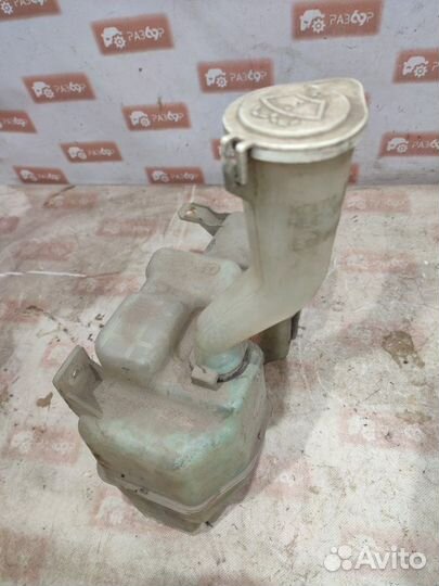 Бачок омывателя Mitsubishi Pajero Pinin H77W 4G94