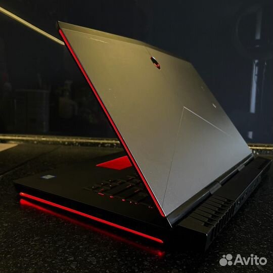Игровой ноутбук Dell alienware i7-6700/gtx1060/8g