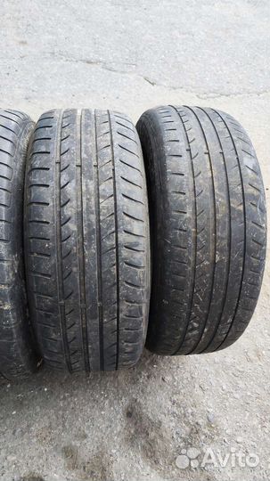 Dunlop SP Sport Maxx TT DSST 225/60 R17 99V