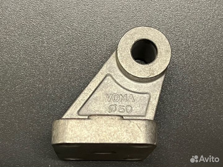 Шарнирное крепление Camozzi vdma 50 новое, 2 шт
