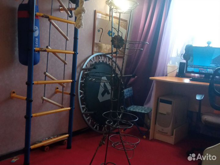 Стойка для цветы бу