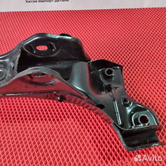 Балка задняя Changan Uni-T