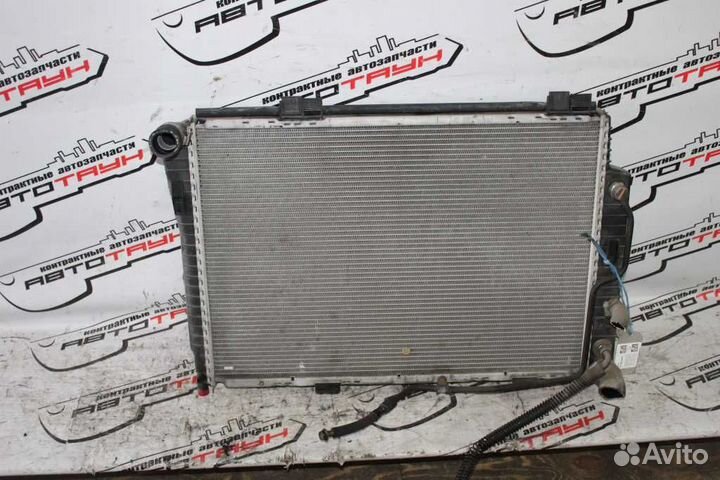 Радиатор двигателя mercedes. 112.910 112.915 112.9