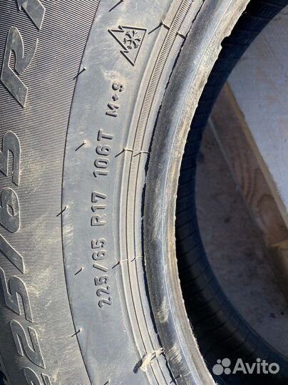 Pirelli Ice Zero 225/65 R17