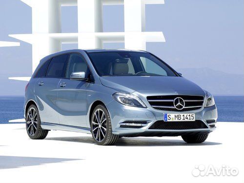 Коврик 3D в багажник mercedes B-class 2011-2018