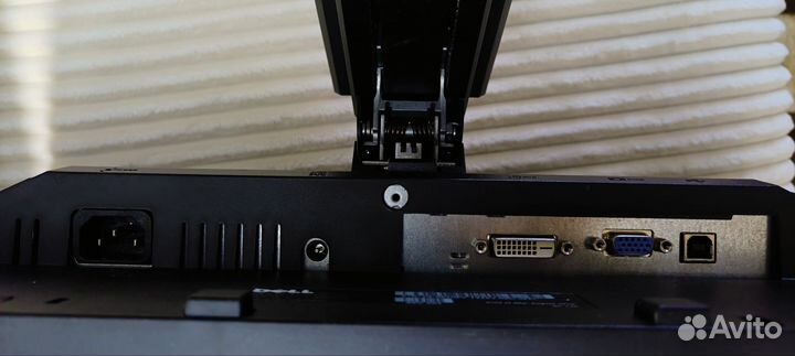 Монитор Dell P2311H