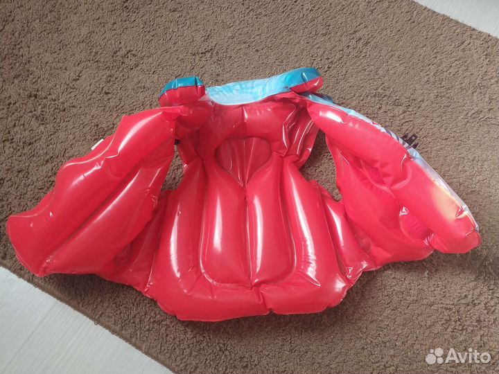 Плавательный жилет детский