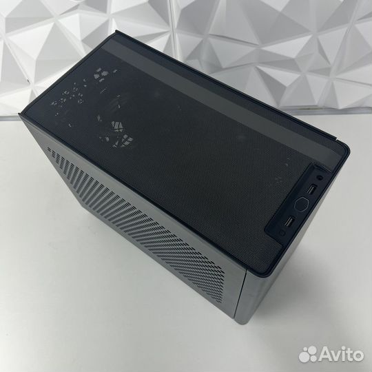 Корпус CoolerMaster NR200 Mini-ITX