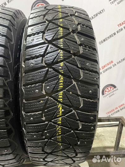 Goodyear UltraGrip 500 215/65 R16 98T