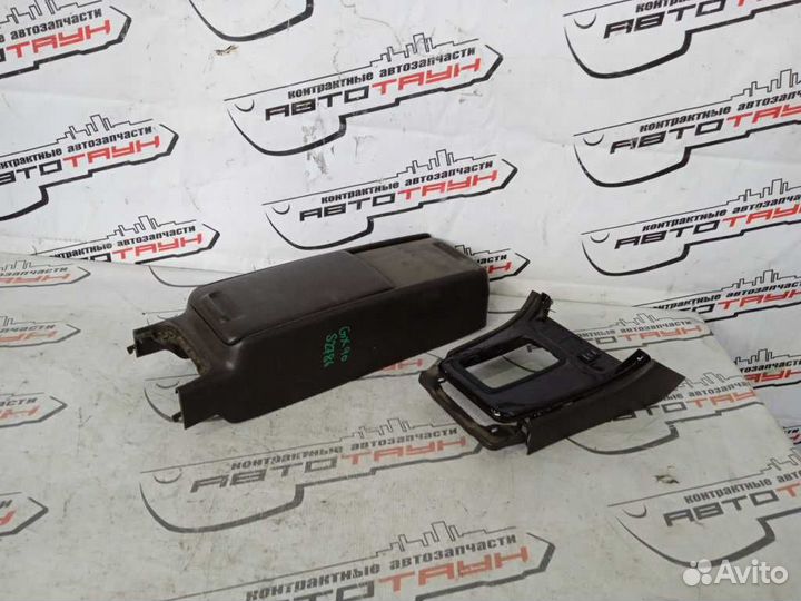 Подлокотник toyota chaser cresta mark II GX90 JZX9