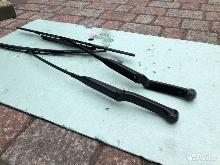 Дворники щетки на Audi A6 C4