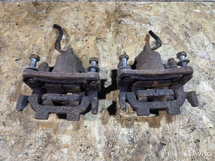 Суппорт задний левый Infiniti Ex I (J50) 2007 –