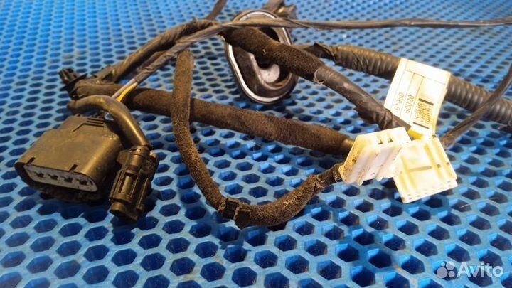 Проводка двери Kia Rio 4