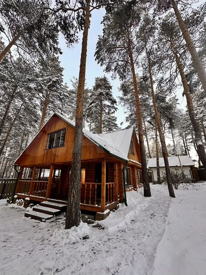 Коттедж 130 м² на участке 12 сот.