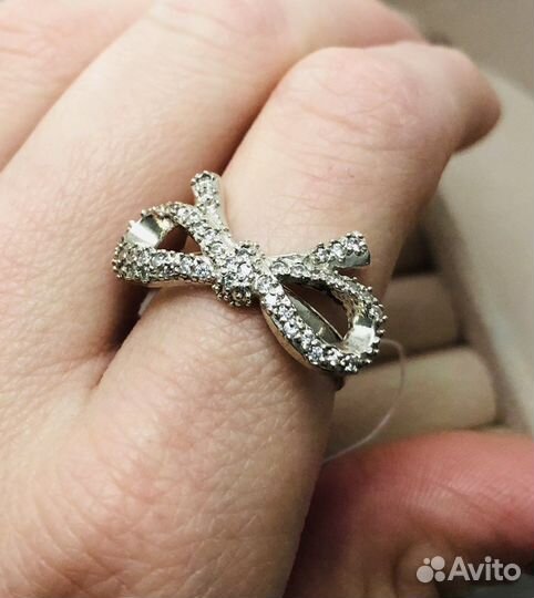 Серебряное кольцо