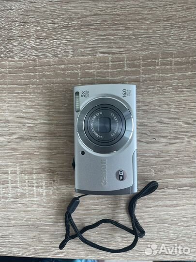 Компактный фотоаппарат canon