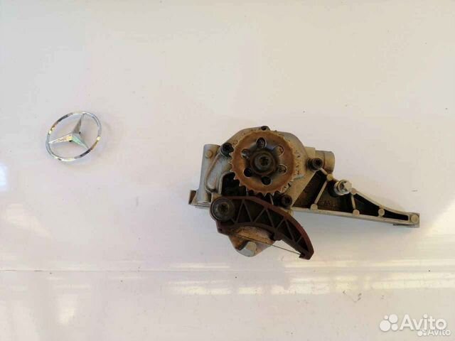 Масляный насос двигателя Mercedes ML SLK C E R