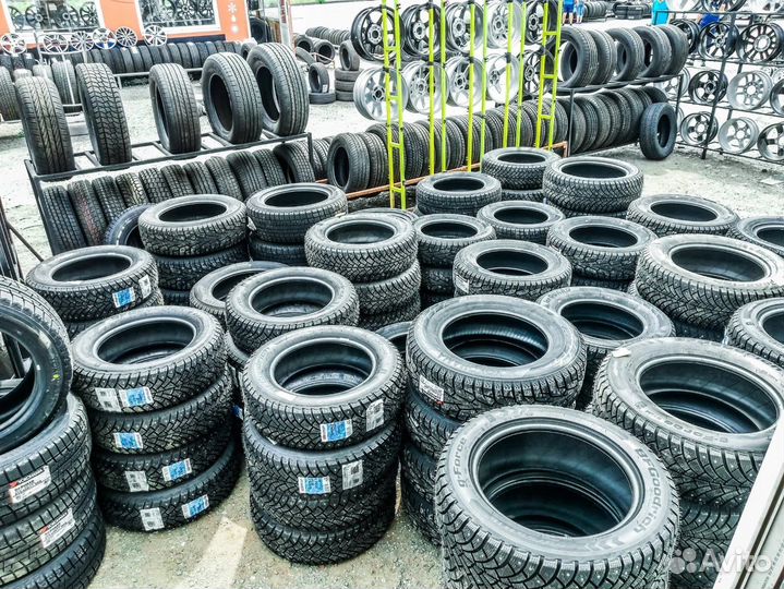 Nokian Tyres Hakkapeliitta 9 255/55 R18 109T