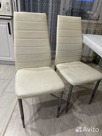 Продам 4 стула