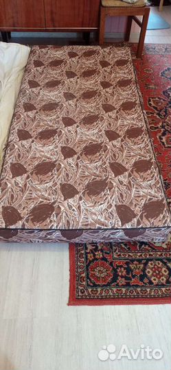 Матрас на кровать б/у 200*90