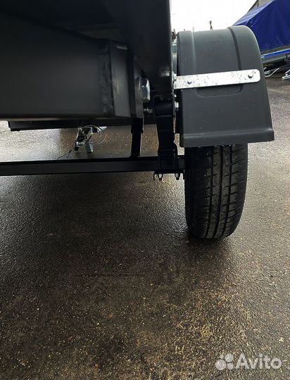 Прицеп на легковой автомобиль