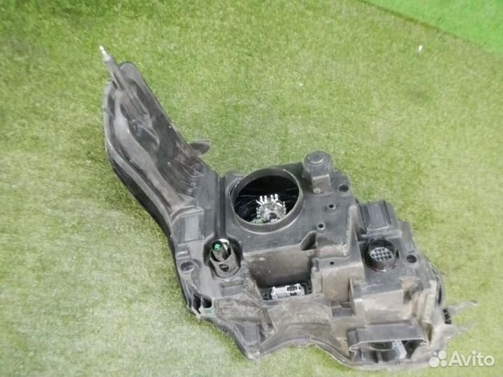 Фара левая Land Rover Range Rover