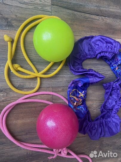 Мяч, скакалка для художественной гимнастики