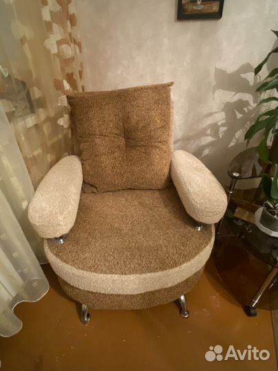 Диван и кресло