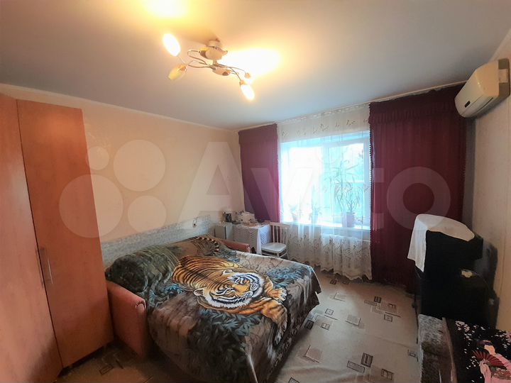2-к. квартира, 54 м², 1/9 эт.