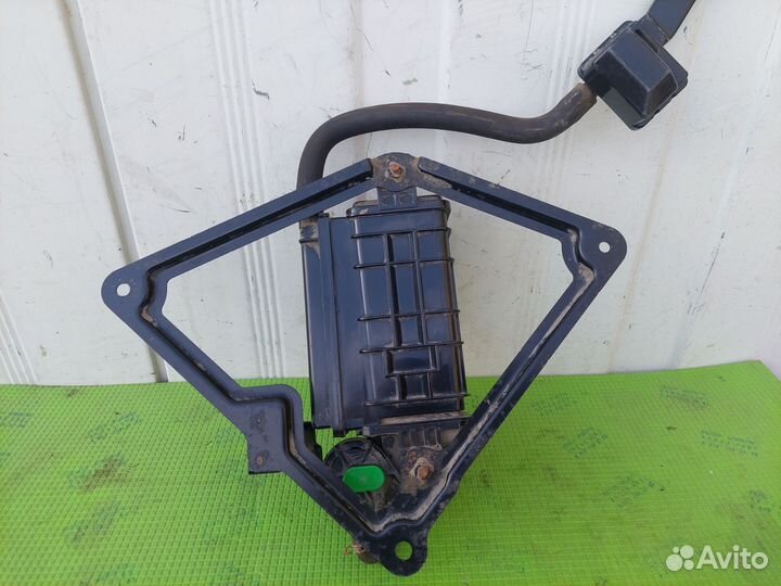 Абсорбер топливный Honda Accord 8