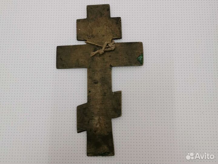 Старинные кресты за оба
