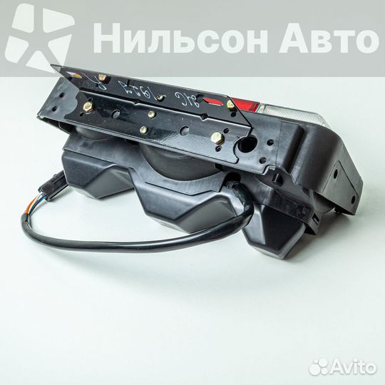 Стоп сигнал mazda titan, правый, SAT