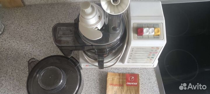 Кухонный комбайн Энергия кп1580Е