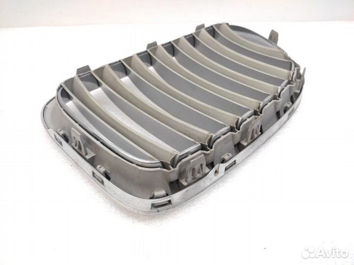 Решетка радиатора передняя правая Bmw X1 E84 2013