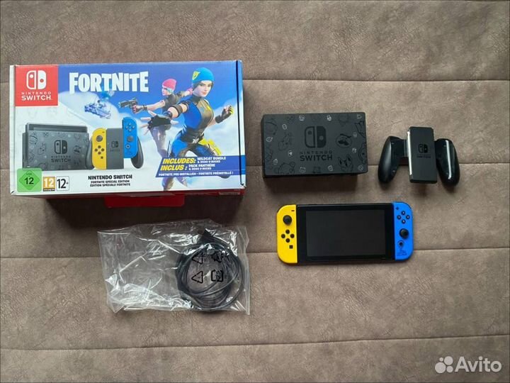 Nintendo Switch v2 Fortnite Edition