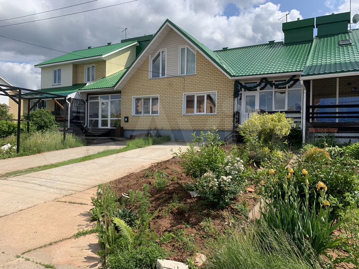 Дом 130 м² на участке 2 сот.