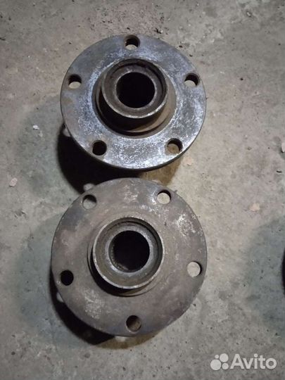 Ступица Ауди 80,100,А6