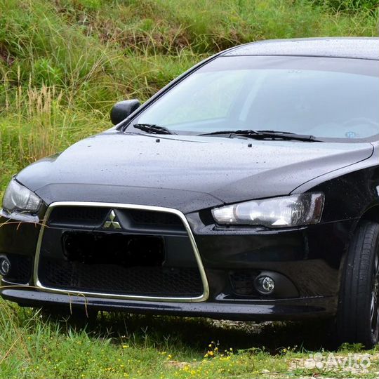 Бампер передний в цвет Mitsubishi Lancer 10