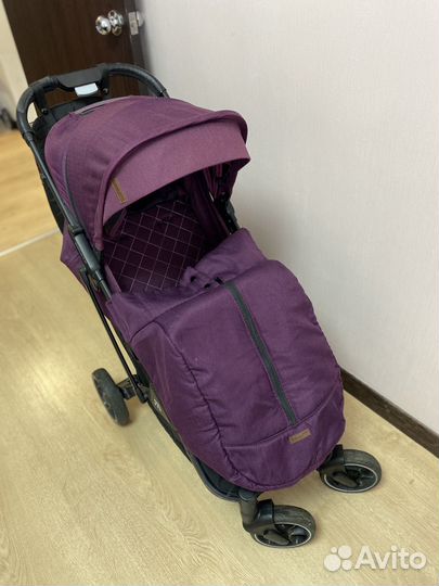 Коляска прогулочная babalo