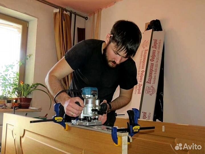 Монтаж межкомнатных дверей