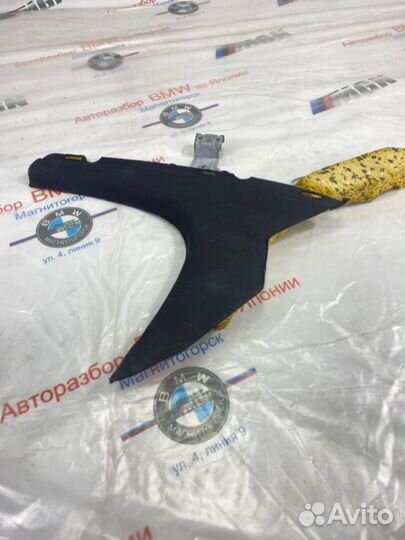 Обшивка задняя правая Bmw 5 Е60 N62B44 2005