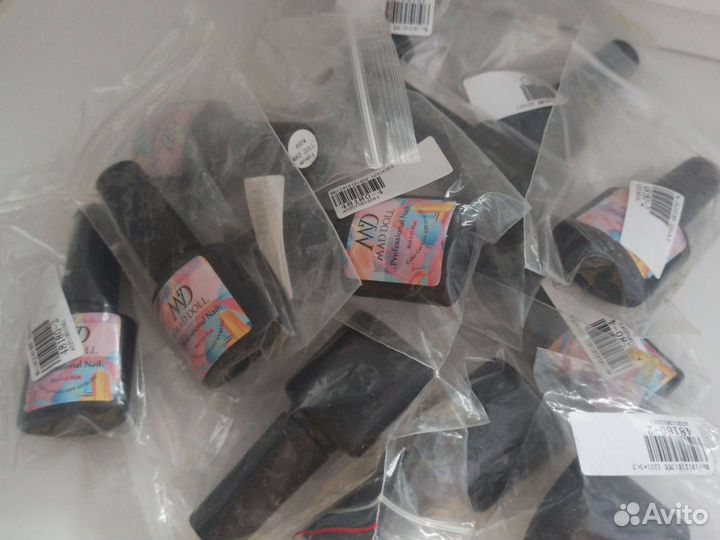 Наклейки для ногтей + гель лаки по 20