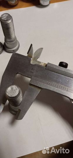 Land Cruiser 100/105/LX470 шпилька/ гайка колеса