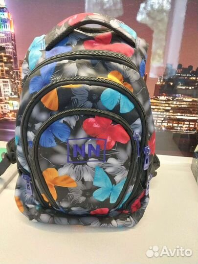 Рюкзак школьный