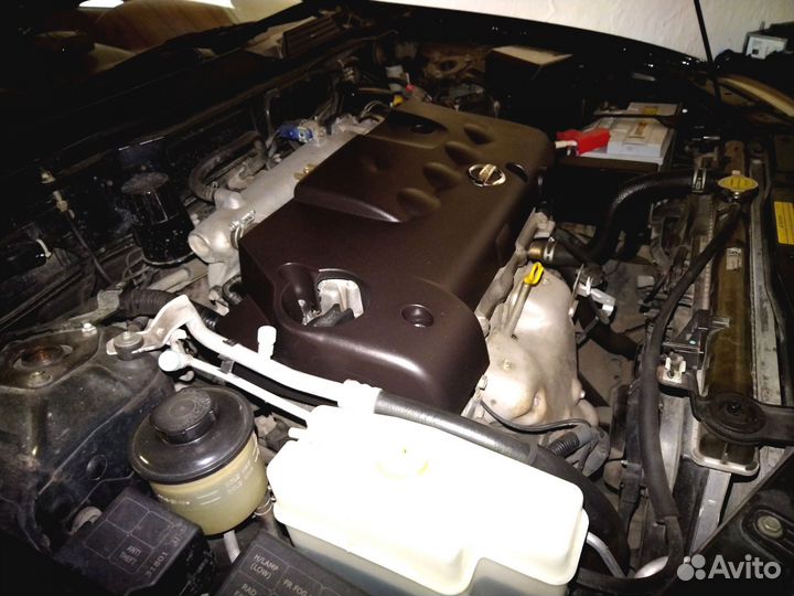 Крышка двигателя Ниссан Алмера Классик