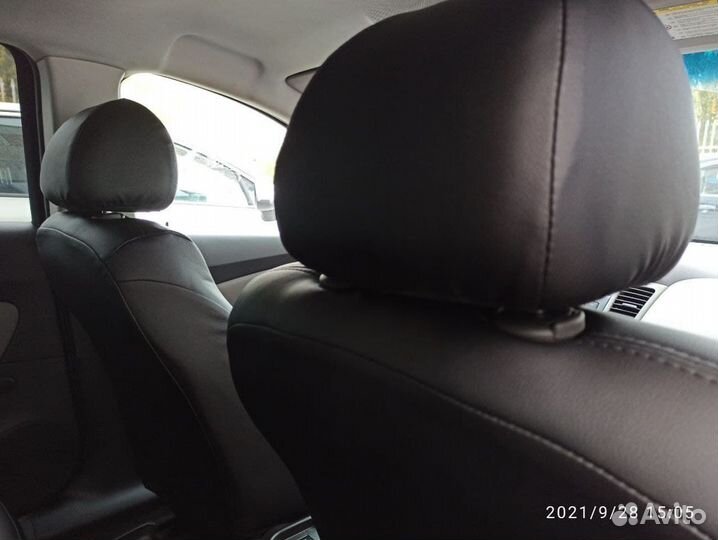 Авточехлы из экокожи для Volkswagen Jetta 6